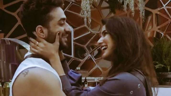 Bigg Boss 14: Jasmin Bhasin opens up about marriage plans with Aly Goni