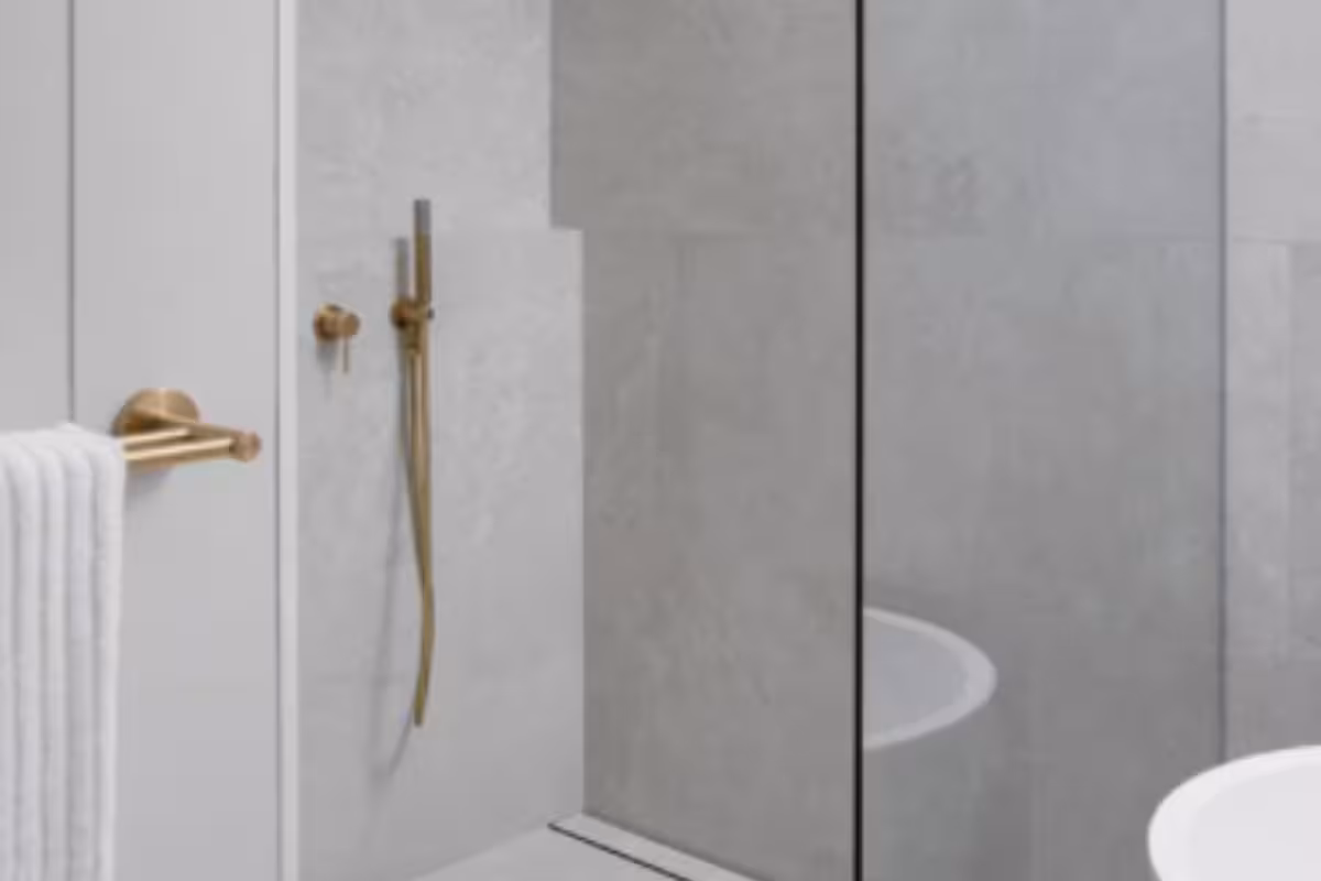 5 Essential Bathing Rules to Follow Every Winter