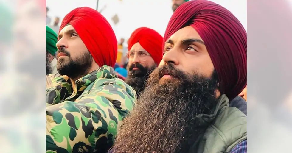 Photos: Diljit Dosanjh joins the farmers protest