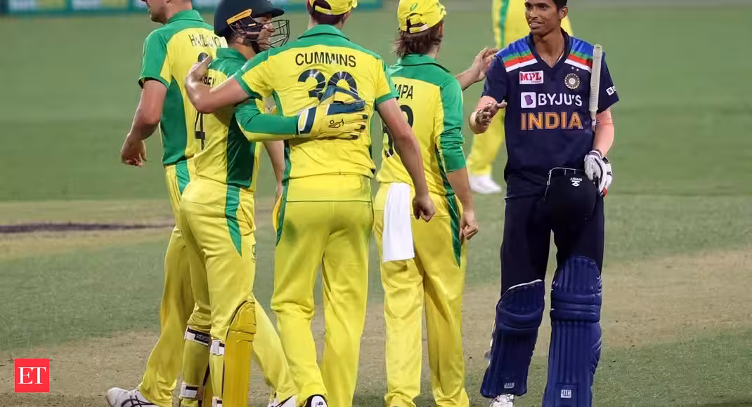 Smith shines again, Australia crush India in 2nd ODI for unassailable series lead