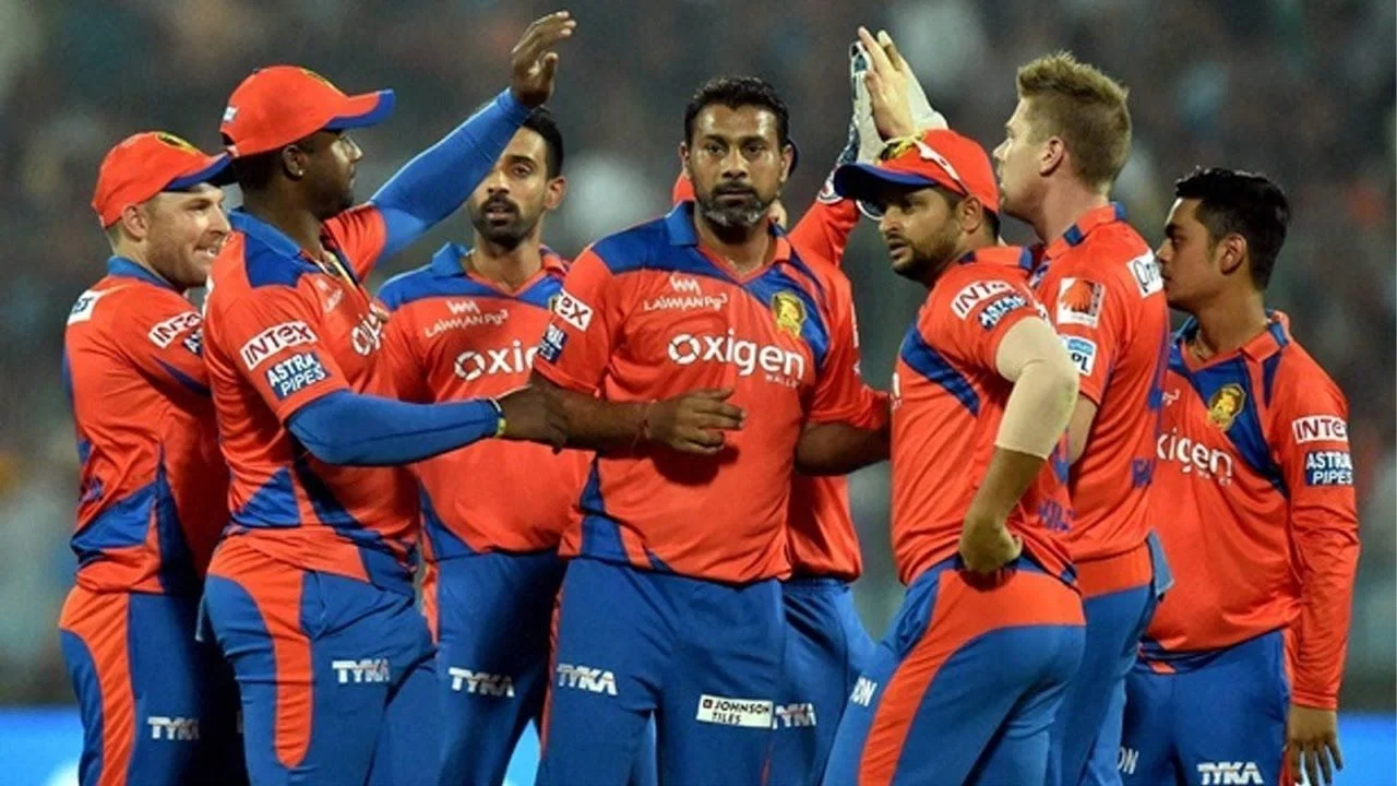 Comparing the first-ever starting XIs of Gujarat Lions (GL) from 2016 and Gujarat Titans (GT) from 2022