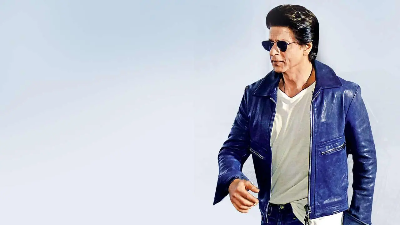 Have you heard? Dharmendra to play Shah Rukh Khan's papa!