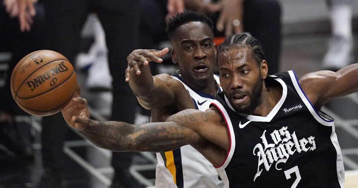 Clippers' Kawhi Leonard undergoes surgery to repair partially torn ACL