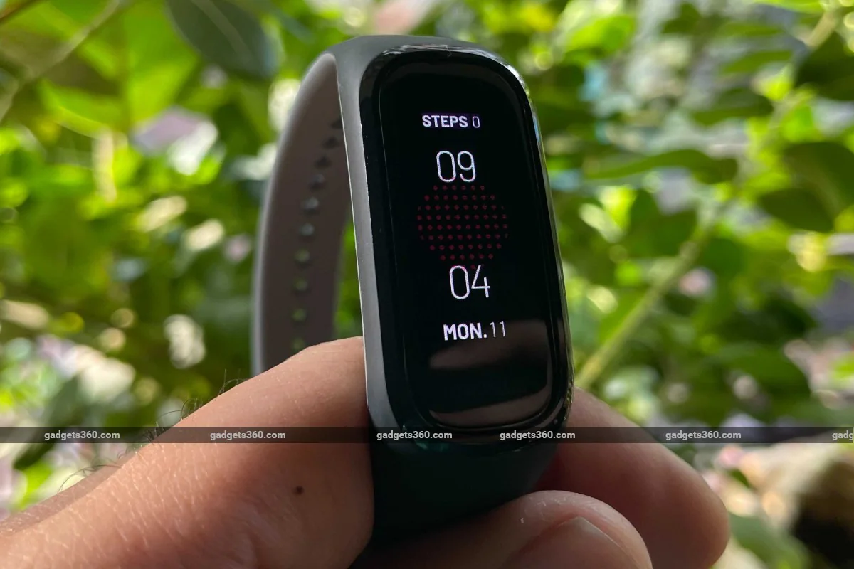 OnePlus Band Debuts With AMOLED Display, 13 Exercise Modes