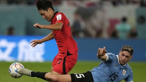 Son and Suarez subdued in Uruguay-Korea World Cup stalemate