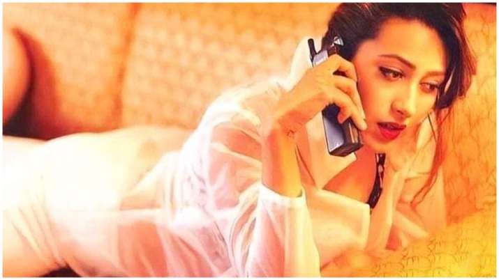 Karisma Kapoor expresses gratitude for 30 years in Bollywood with a flashback video