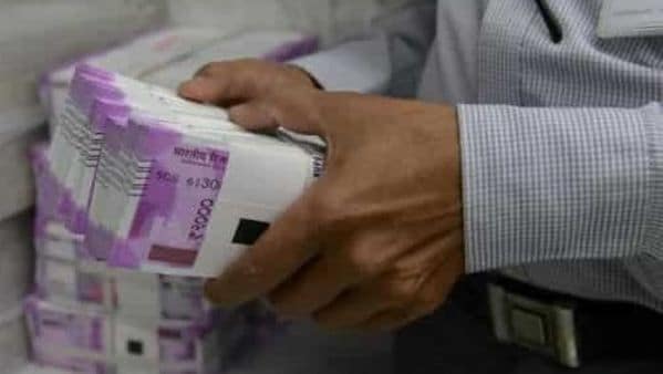 Mutual fund calculator: How much SIP you need to get ₹2.5 lakh monthly income