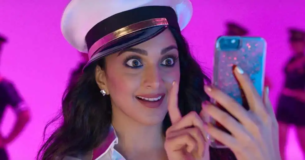 Kiara Advani Burns The Dance Floor As She Grooves to Heelein Toot Gayi