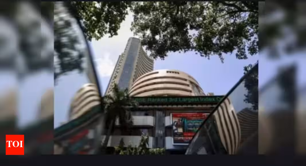 Nine of top 10 most valued firms lose Rs 1.63 lakh cr in market valuation; RIL most hit - Times of India