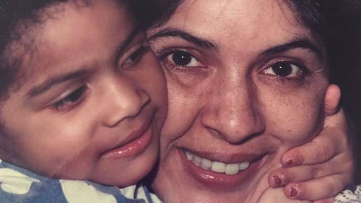 Neena Gupta wishes daughter Masaba on birthday with adorable throwback pic