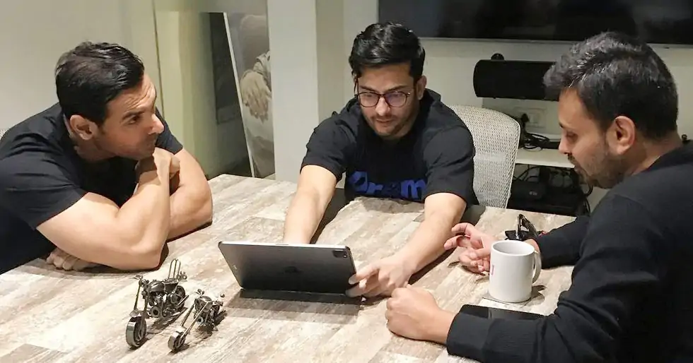 Video: John Abraham Gives A Glimpse Of His Preparation For Attack