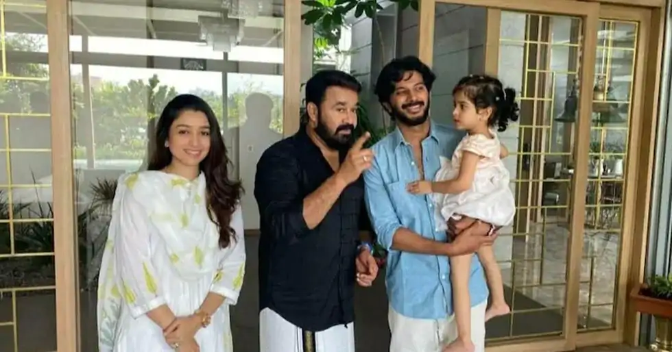 Mohanlal gets clicked with Dulquer Salmaan and his family
