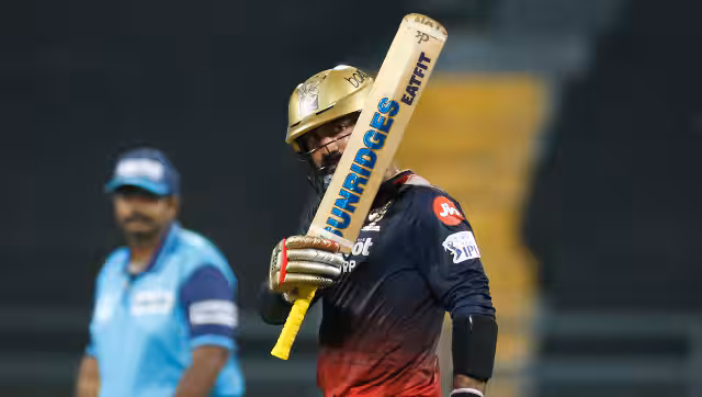 IPL 2022: 'Best 5 crores RCB has ever spent', Twitter lauds Dinesh Karthik's heroics against DC - Firstcricket