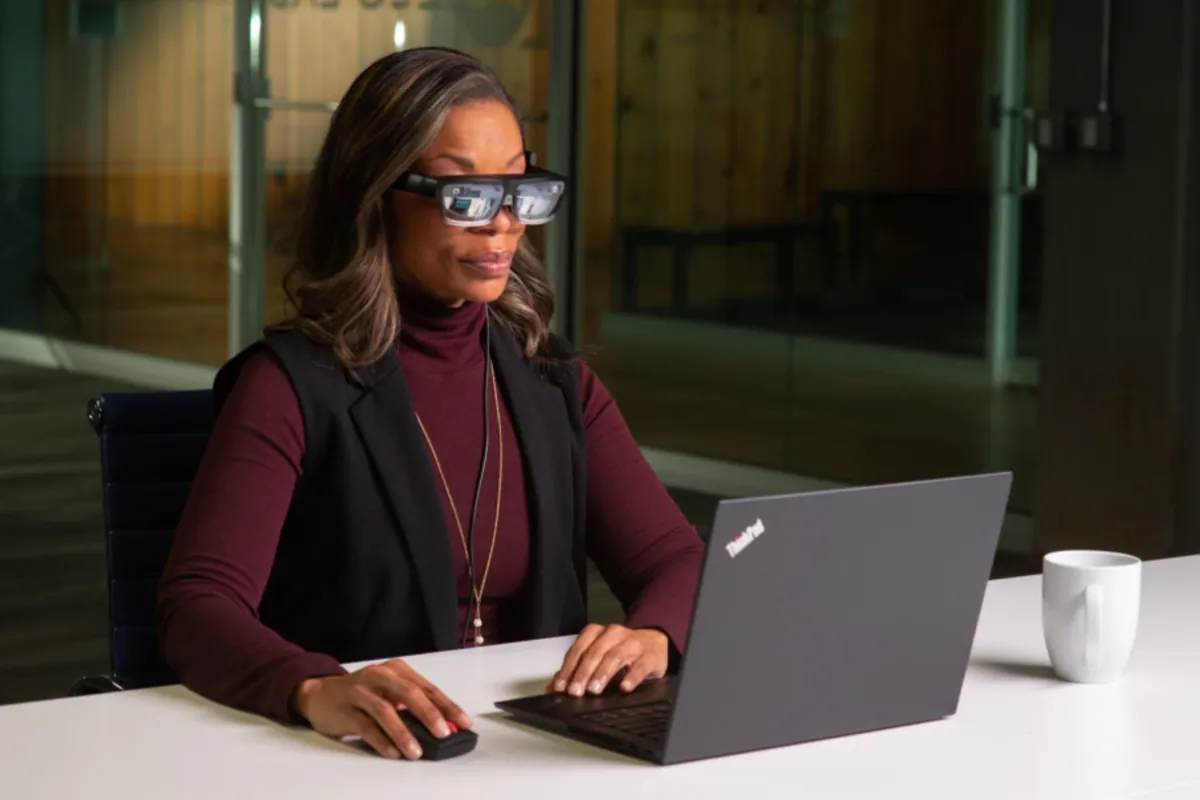 CES 2021: Lenovo Introduces ThinkReality Glasses With Up to 5 Virtual Displays