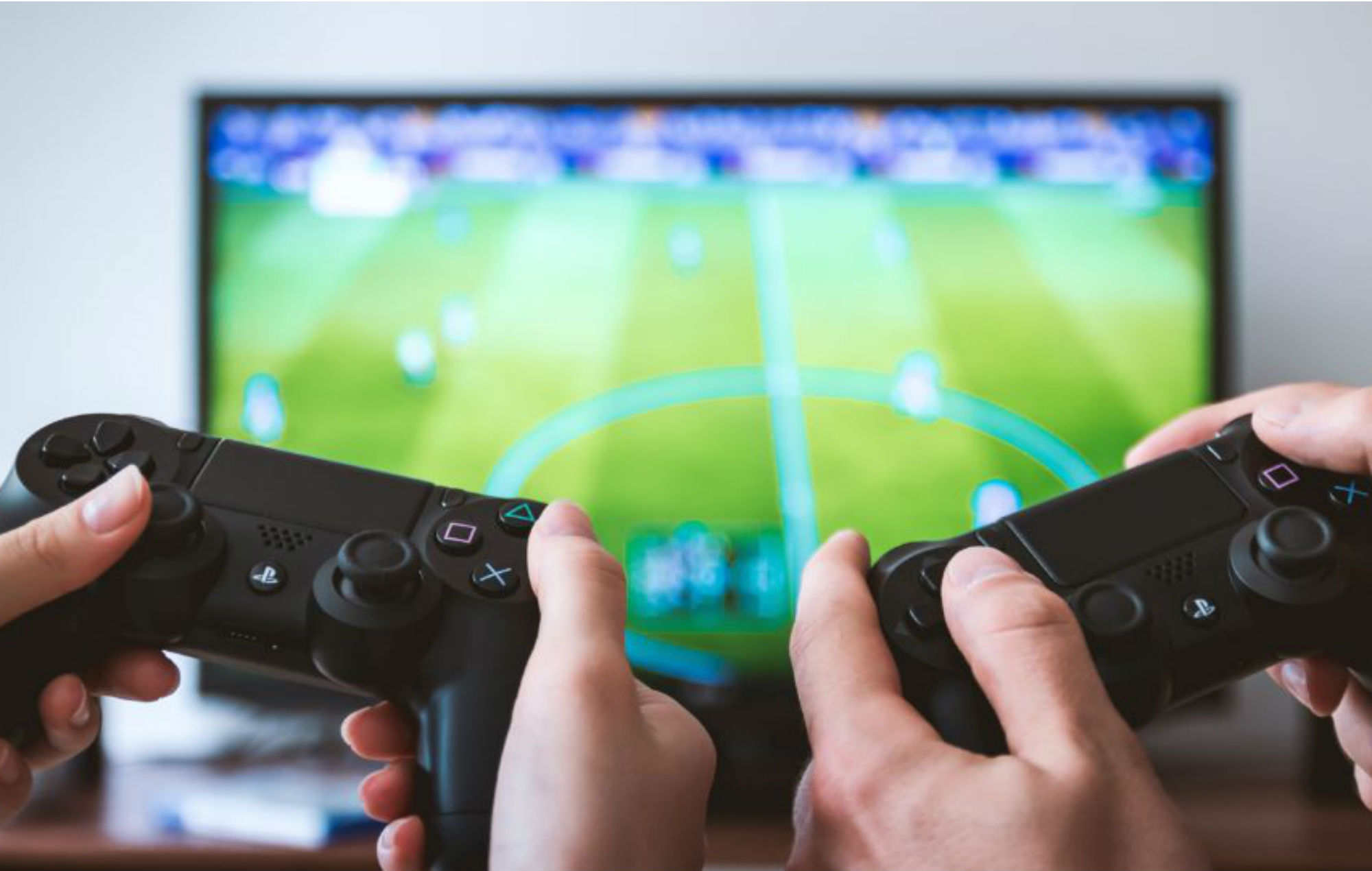 Young adults asked to self isolate should get free gaming, says SAGE