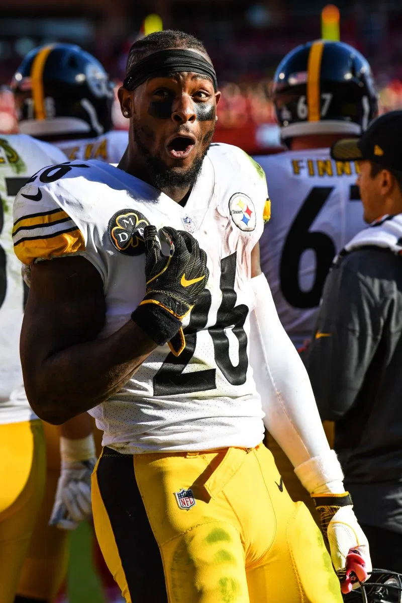 3 reasons why the Atlanta Falcons should sign Le'Veon Bell