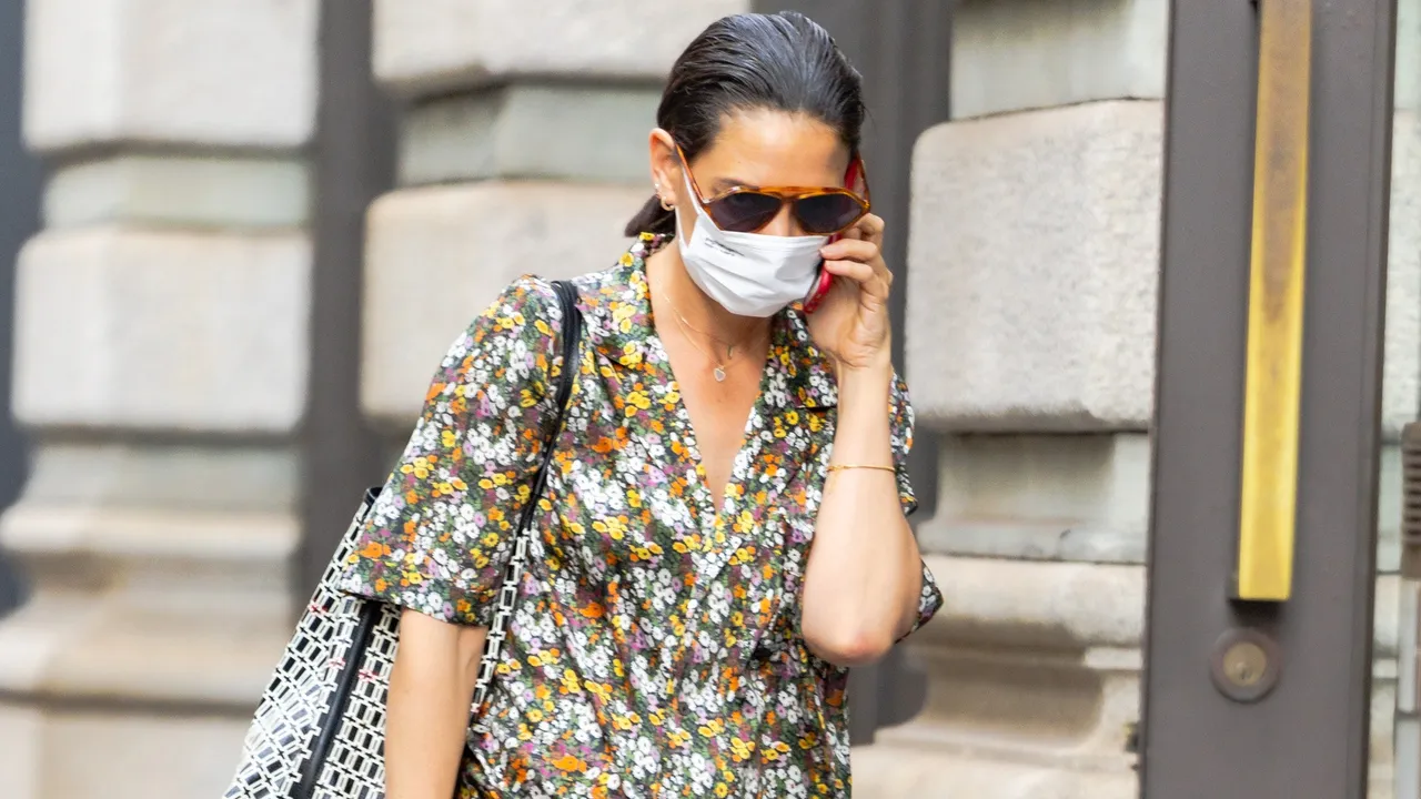 Katie Holmes Shows How to Wear Silky Summer PJs Anywhere