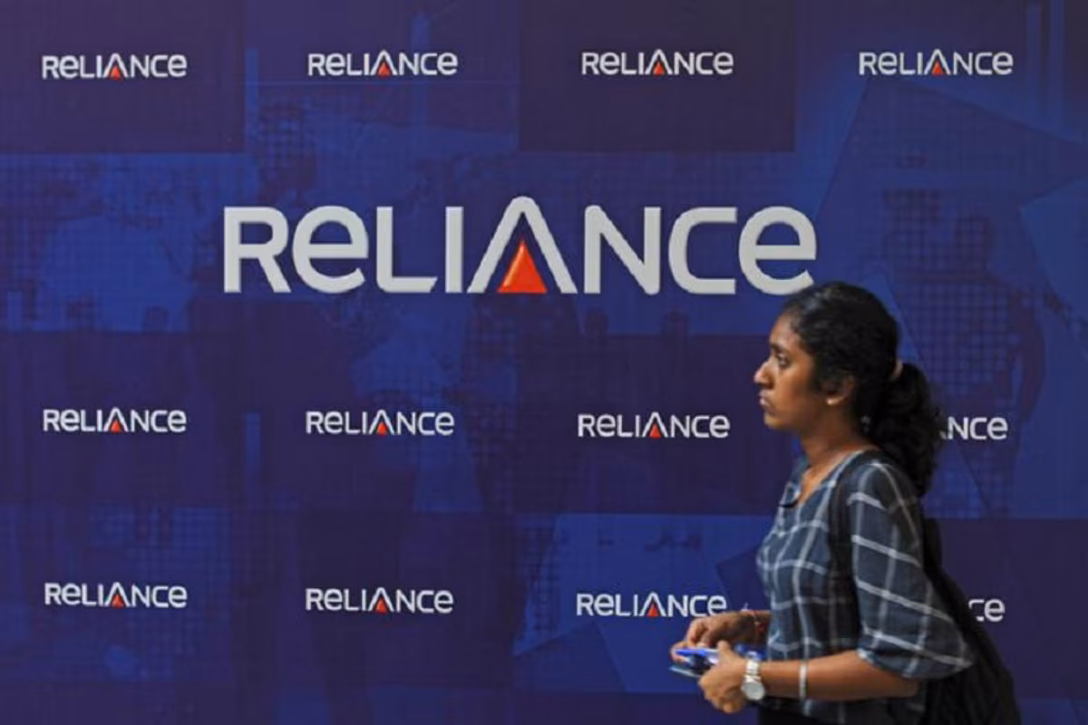 RIL Shares Jump Over 3 Percent After Saudi Arabia's PIF Invests Rs 9,555 Crore in Reliance Retail