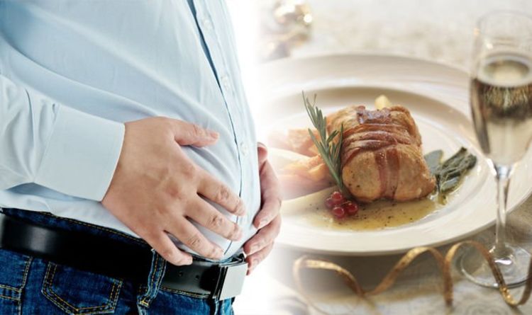 Stomach bloating: Why our stomachs swell at Christmas and how to avoid it