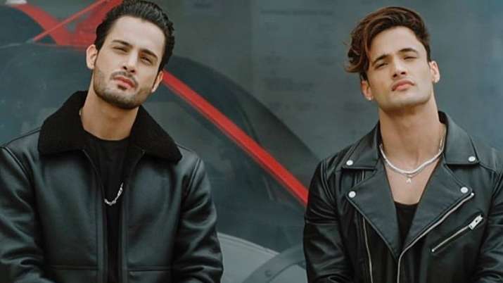 Bigg Boss 15: Asim Riaz calls brother Umar's eviction 'unfair'