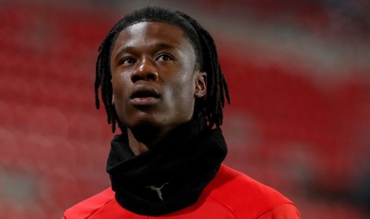 Chelsea may have Eduardo Camavinga transfer advantage over Man Utd thanks to club legend