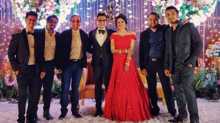 Aditya Narayan-Shweta Agarwal Wedding Reception: Govinda, Bharti Singh and other Bollywood celebs attend