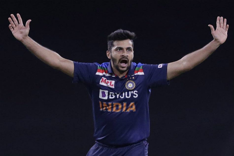 India vs Australia | Virat Kohli and his bunch fined for slow over rate during third T20