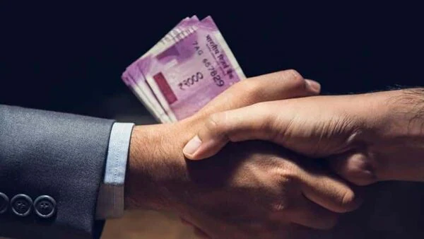 Mutual funds vs PMS: Which one is better for whom. Details here