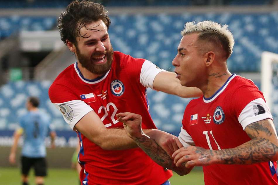 Uruguay 1-1 Chile: La Roja reach Copa America knockouts despite letting advantage slip