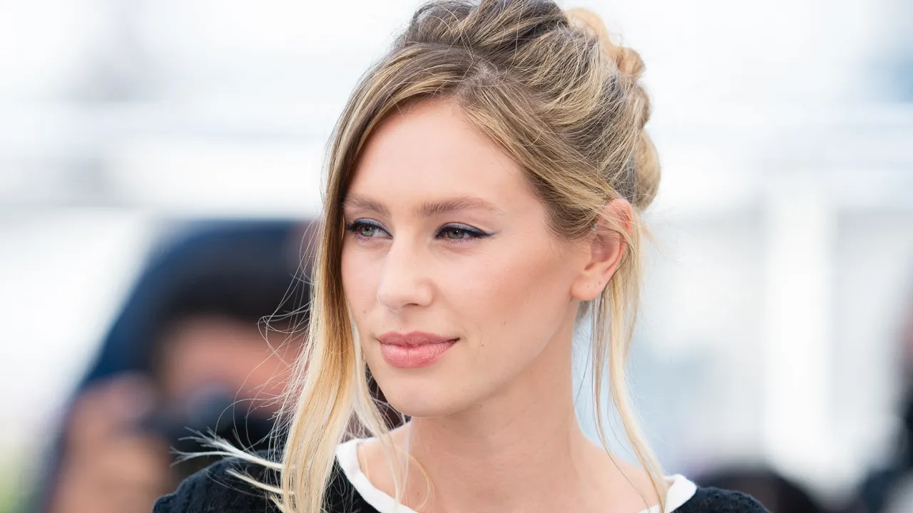 ‘It Just Felt Right’: Actress Dylan Penn On Working With Her Dad in the Cannes Drama ‘Flag Day’
