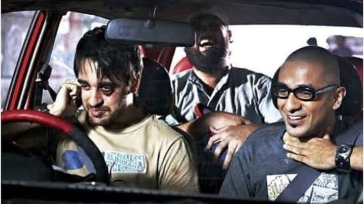 Vir Das turns nostalgic as 'Delhi Belly' clocks 10 years: Everyone on this movie was certifiably insane