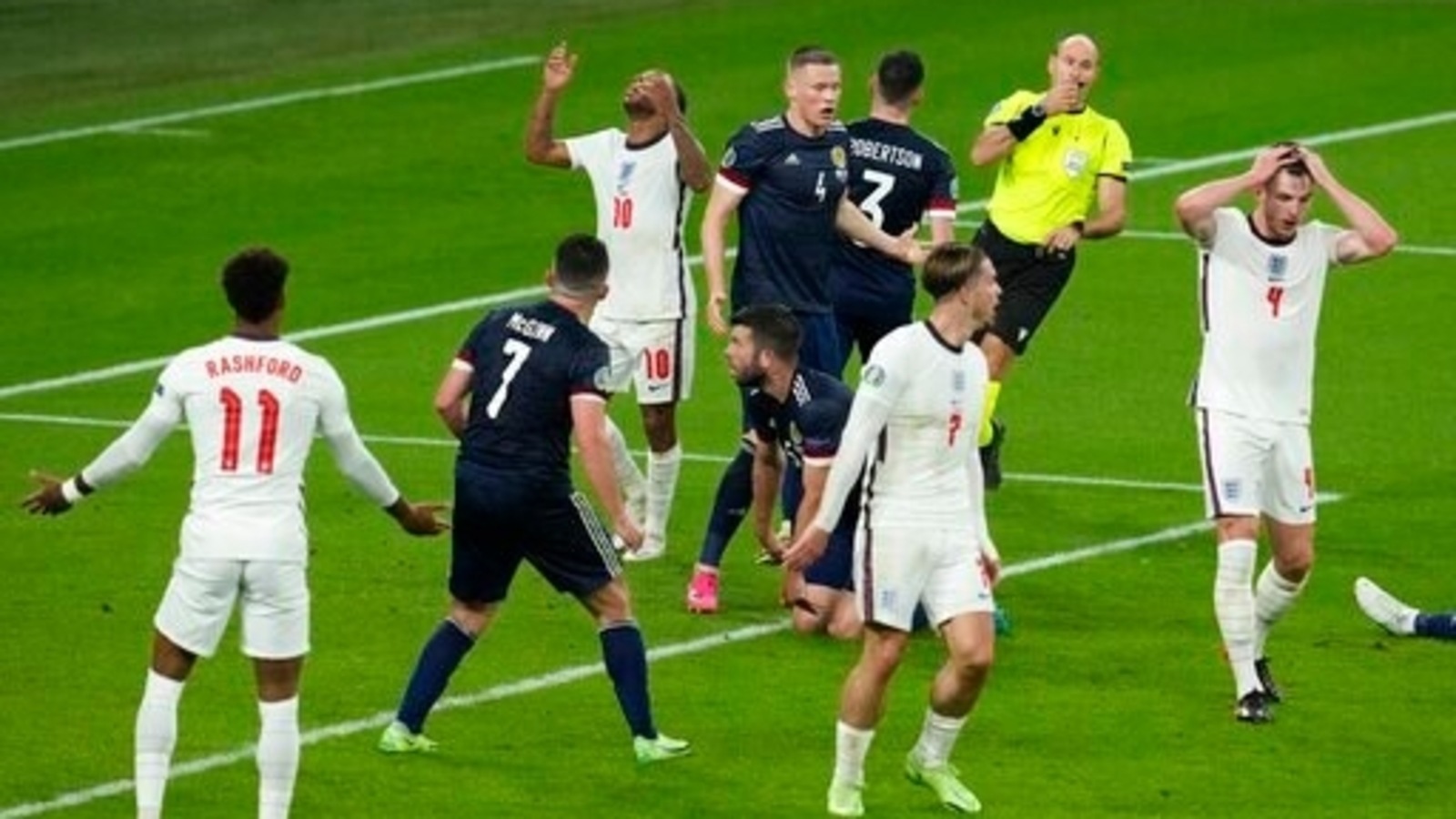 Euro 2020: Kane struggles as England held 0-0 by Scotland
