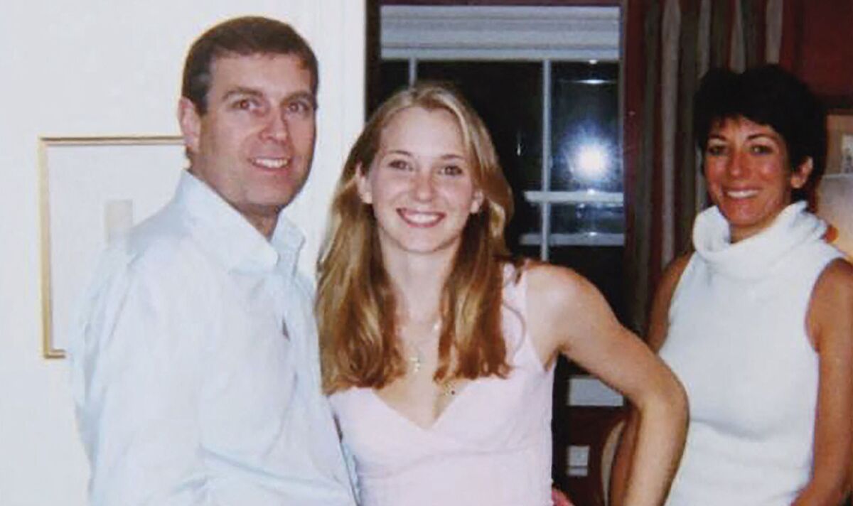 Prince Andrew photo is 'convincing' amid 'fake' claims by Maxwell