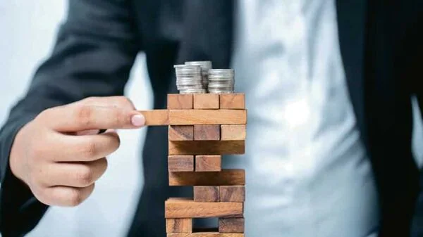 5 ways to avoid getting into debt