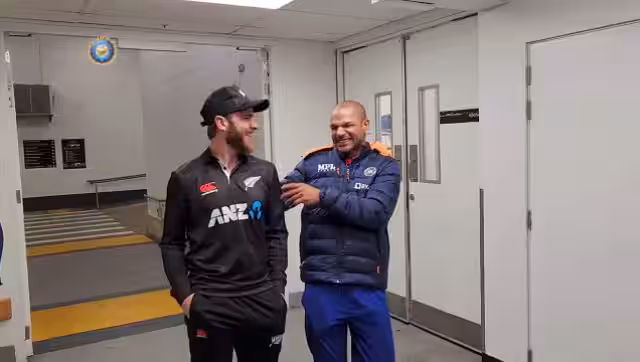 Watch: Shikhar Dhawan and Kane Williamson involved in friendly banter