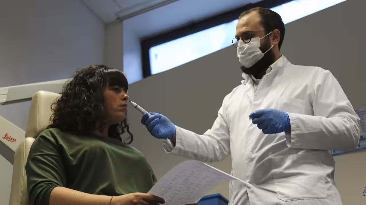 Doctors attempt to combat agony of post-COVID-19 loss of smell with 'olfactory rehab' - Health News , Firstpos