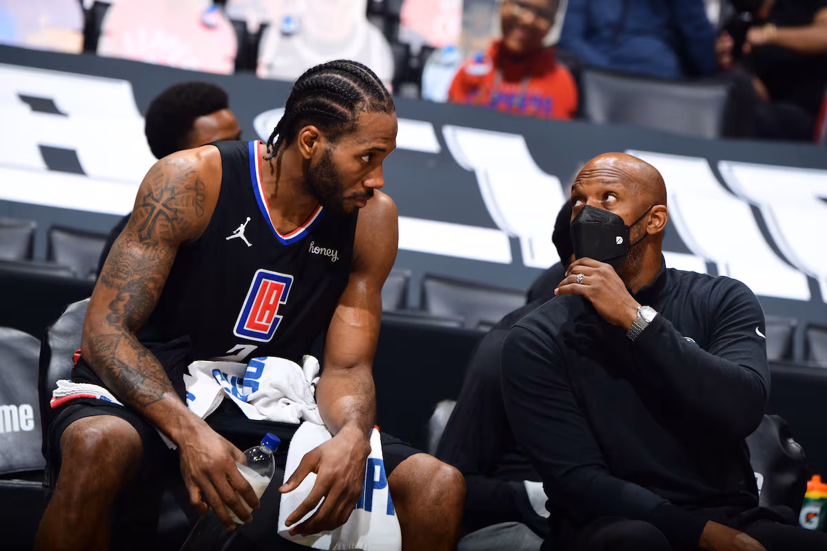 Kawhi Leonard Ruled Out for Clippers vs. Suns Game 3 with Knee Injury