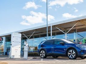 Free electric charges hit 500,000 giving motorists 10 million miles of free driving