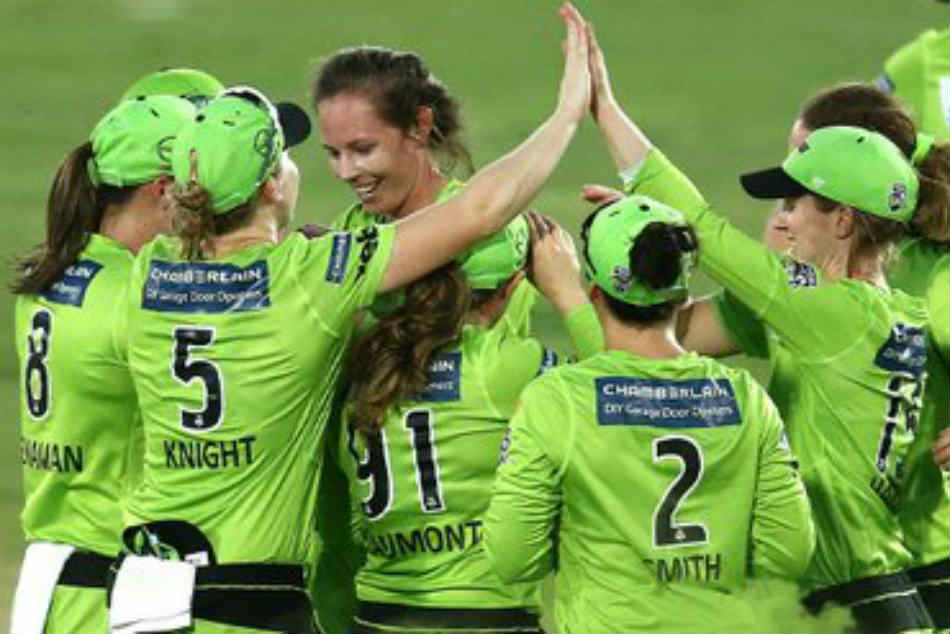 Women's Big Bash League 2020 | Sydney Thunder beat Melbourne Stars to bag title