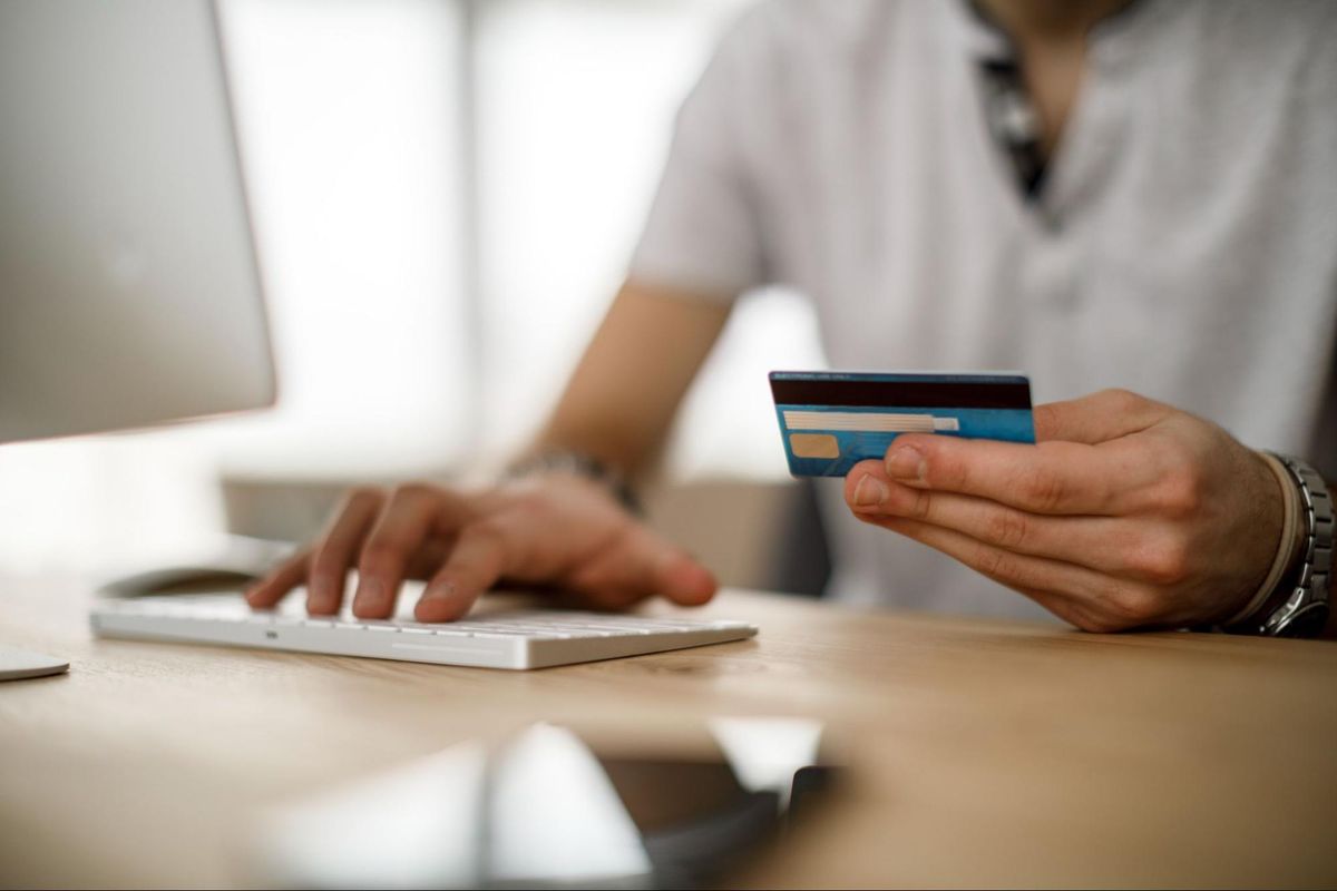 Keep your finances secure with McAfee Account and Payment Protection from Dell