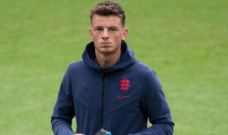 Arsenal 'agree' £50m fee with Brighton for Ben White transfer as contract details emerge