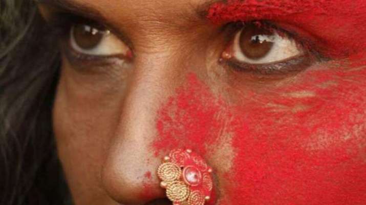 Milind Soman's pic with nose ring leaves fans wondering if he is in Akshay Kumar's Laxmii