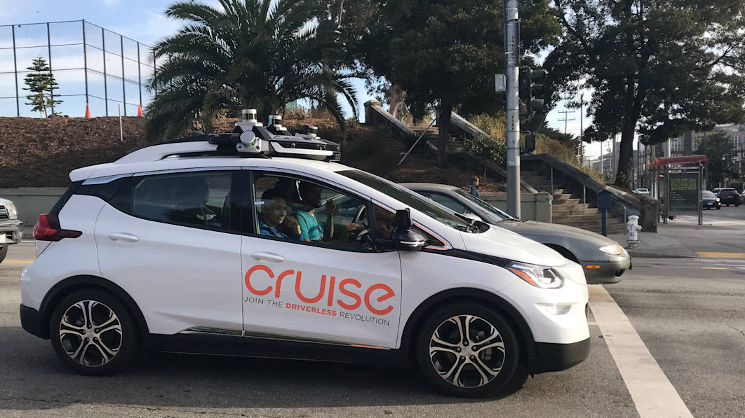 GM's Cruise gets permit to give driverless rides to passengers in San Francisco