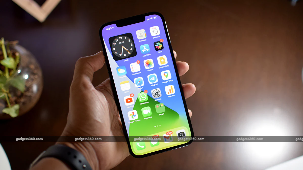 How to Maximise Your iPhone's Battery Life and Lifespan, According to Apple