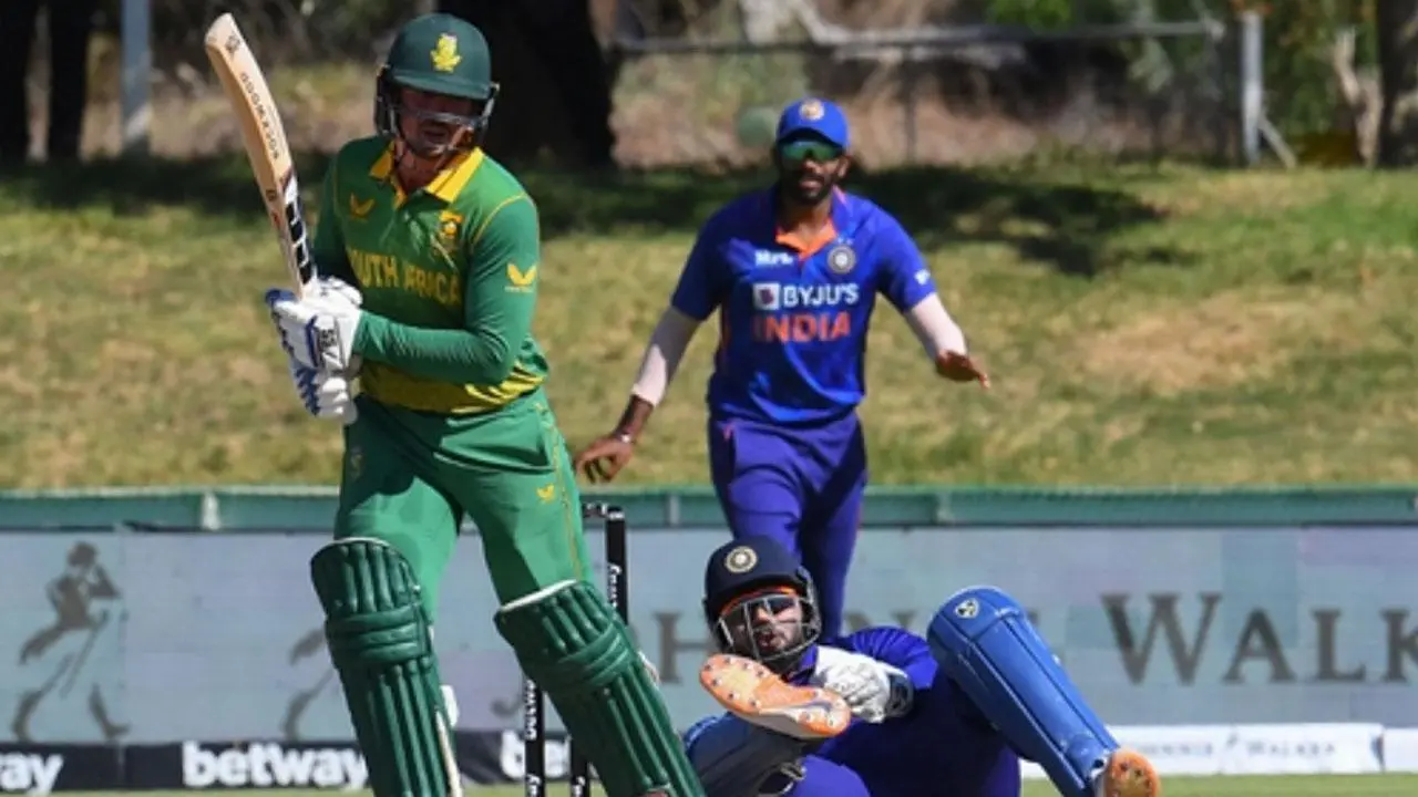IND vs SA 2nd ODI: Quinton de Kock, Janneman Malan's fifties help South Africa clinch series win