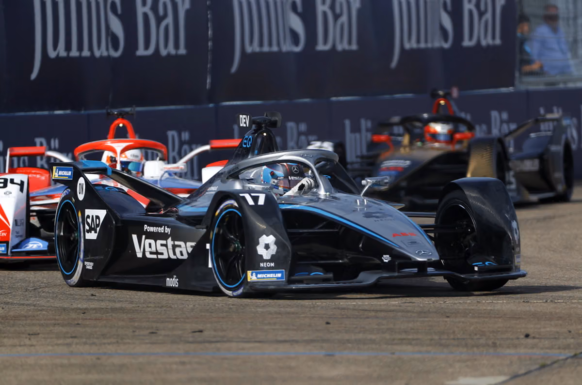Mercedes, Nyck de Vries crowned 2021 Formula E champions