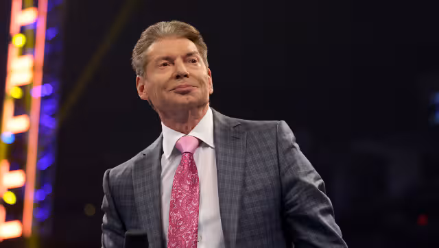 WWE SmackDown Results: McMahon makes live appearance despite controversy; Reigns defeats Riddle-Sports News ,