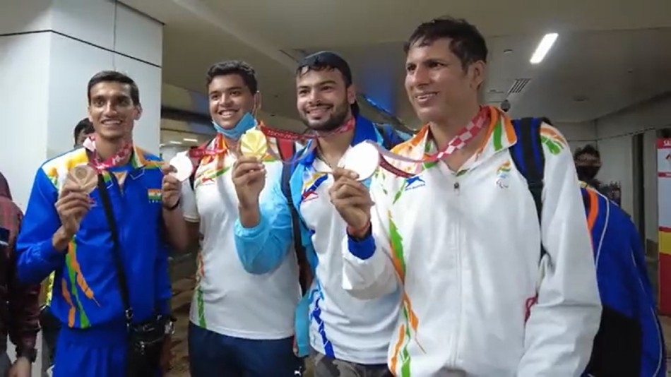 Indian Paralympic medallists return home to tumultuous welcome