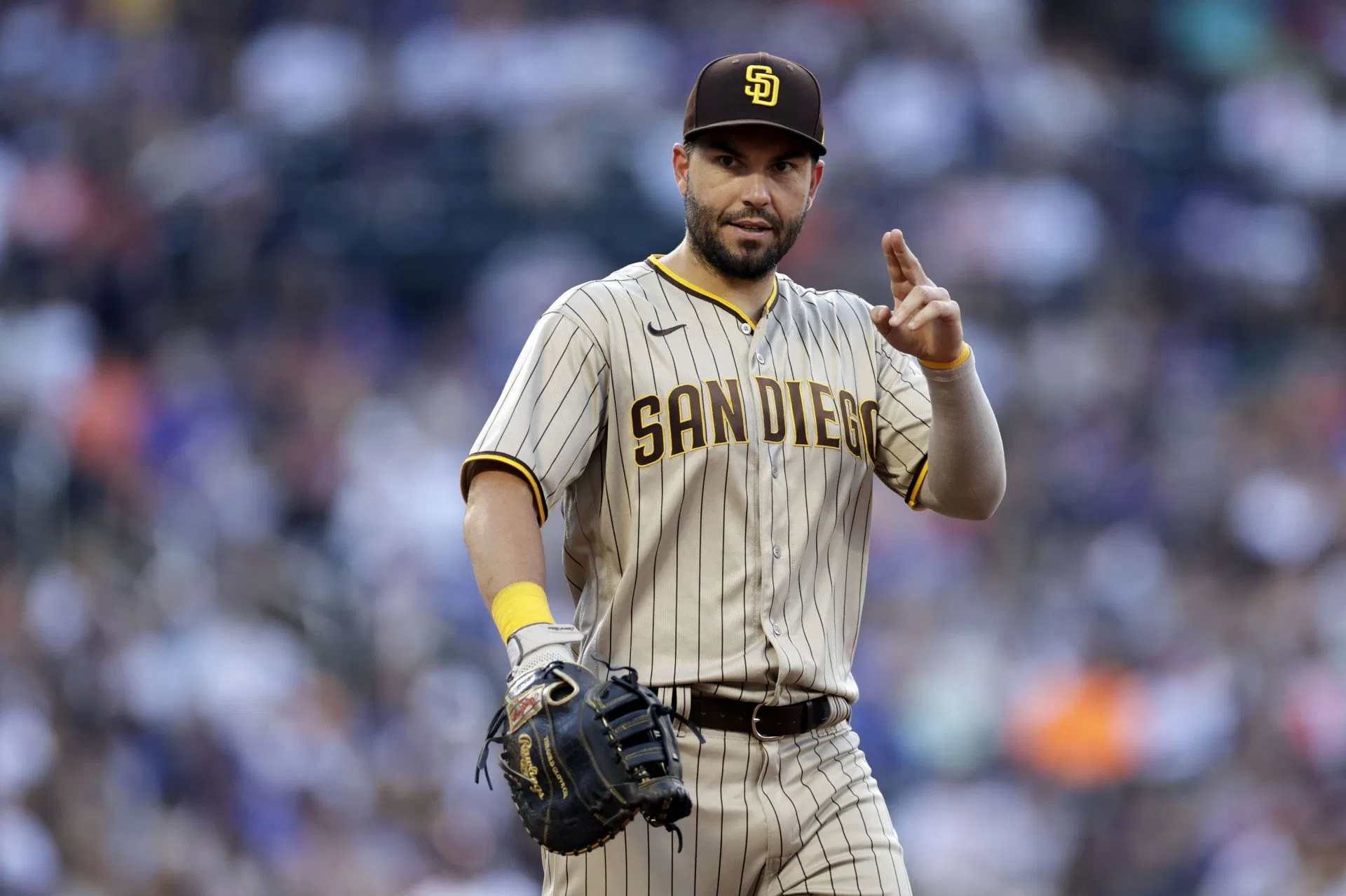 "Most power Hosmer has had all season" "One more reason to hate Hosmer" - San Diego Padres fans roast Eric Hos