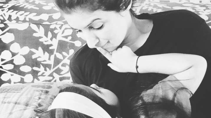 Twinkle Khanna pens thoughtful note on parenting as she shares adorable picture with daughter Nitara